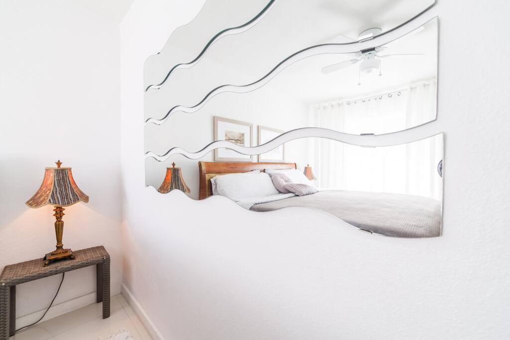2 Bedroom On The Beach ! Miami Beach Esterno foto
