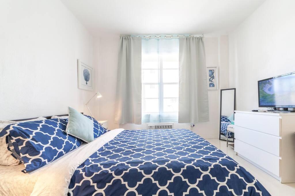 2 Bedroom On The Beach ! Miami Beach Esterno foto